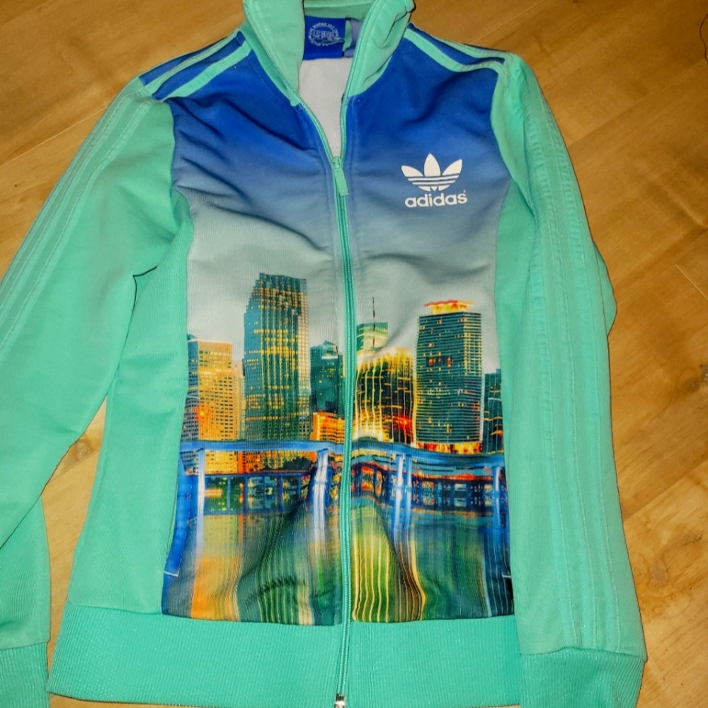 ❤️ 3/20$ tracksuit